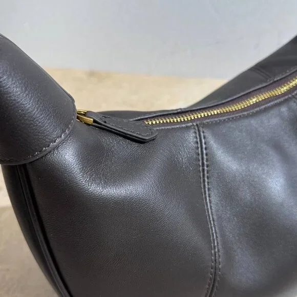 Elegant Adjustable Leather Shoulder Bag